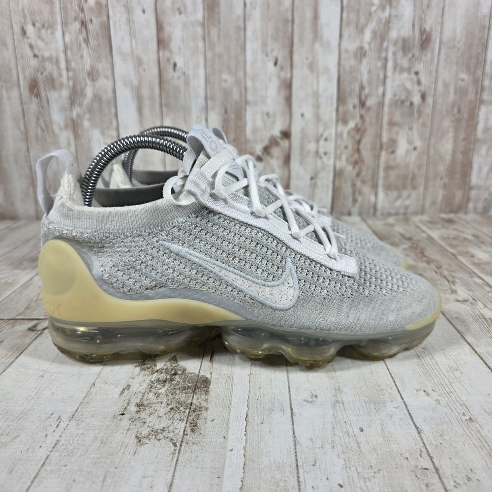 Nike Air Vapormax 2021 FK Womens Grey White Running Shoes DC4112-100 Size 7.5